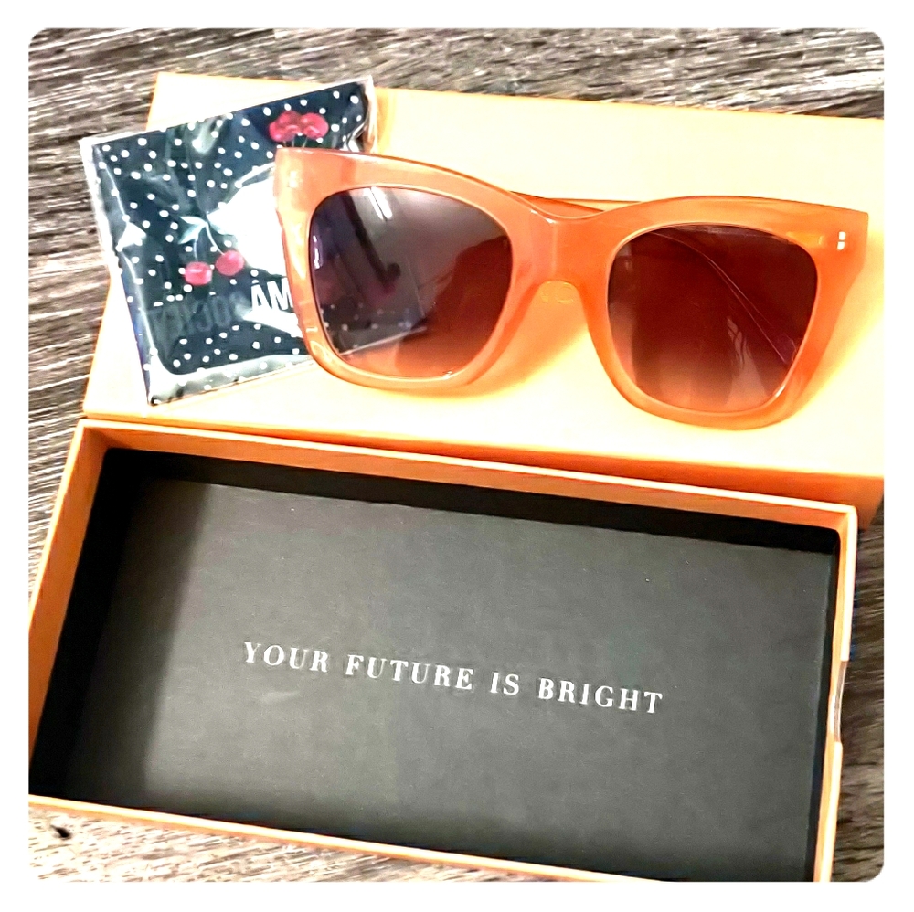 COPY - Amuse society D'blanc sunglasses